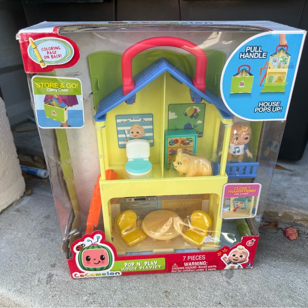 Cocomelon Pop N’ Play House Playset‎ 7pc Fold Up Carry Case JJ Mini Figures